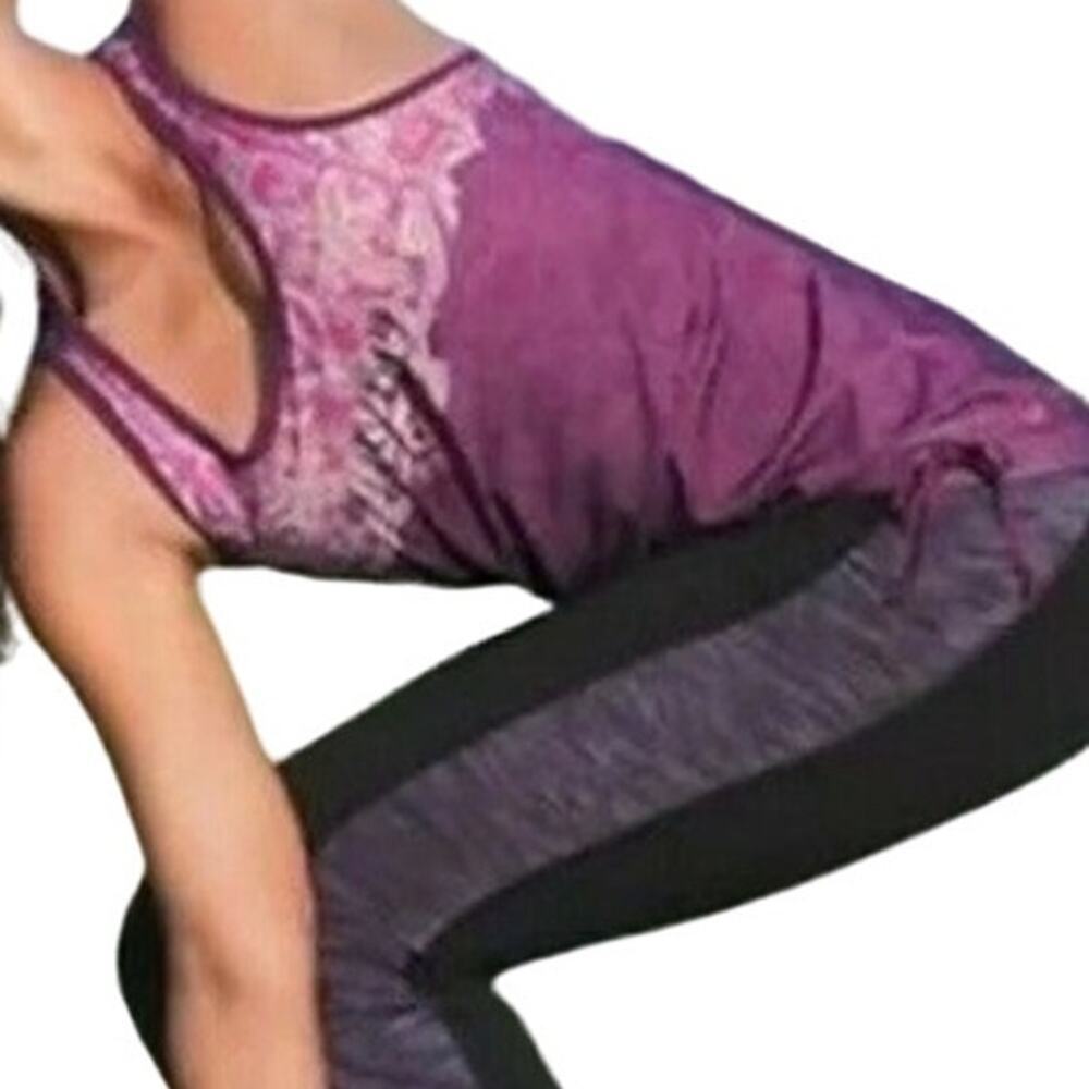 Athleta Tinker Tank Racerback Berry Pink Paisley High Support Mesh Bra Medium